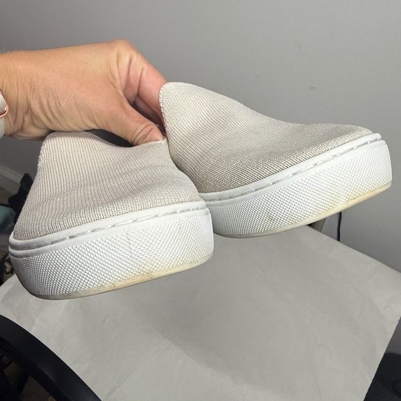 Rothy’s The Original Slip-On Sneaker Off-White/ Light Gray Sz 10 - Picture 8 of 16